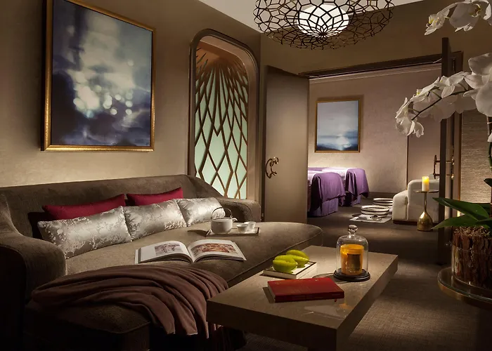 Parisian Hotel 5*