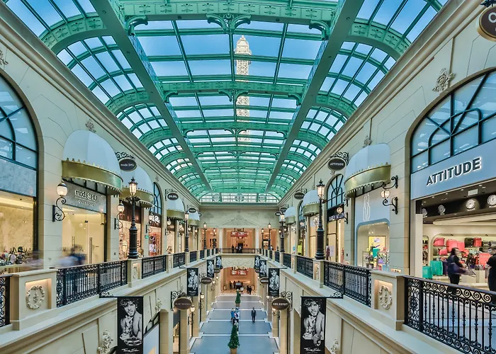 Hotel Parisian