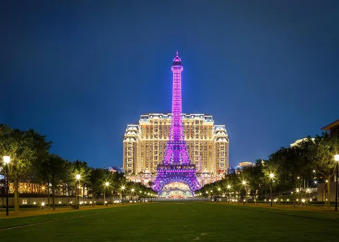 Parisian Hotel 5*
