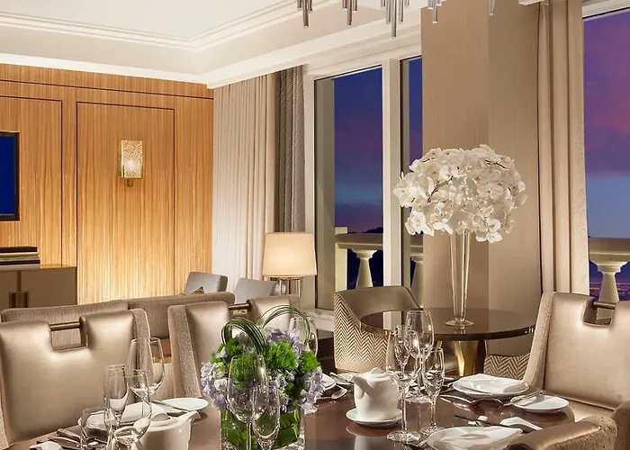 Parisian Hotel 5*